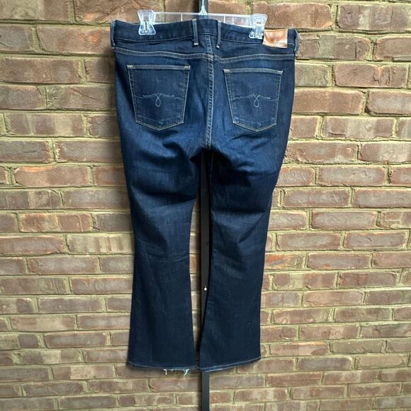 Lucky Brand Womens Lolita Boot Dark Wash Ankle Jean Size 10/30 - Picture 5 of 10